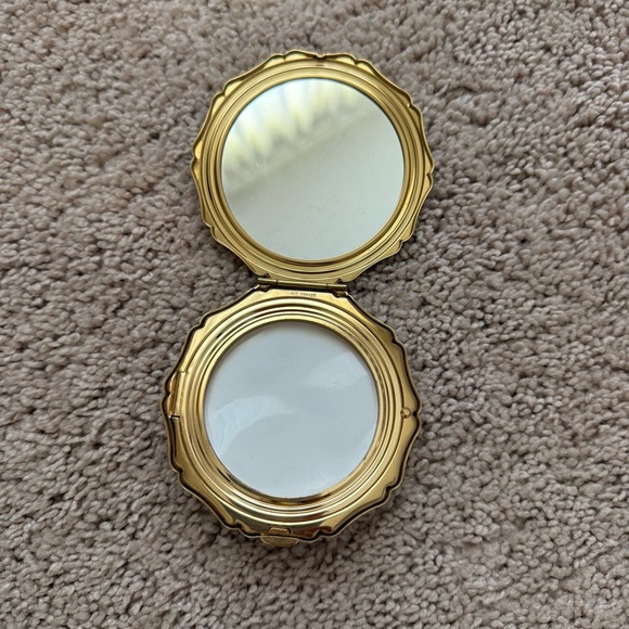 Stratton Gold Compact Mirror - Picture 4 of 4